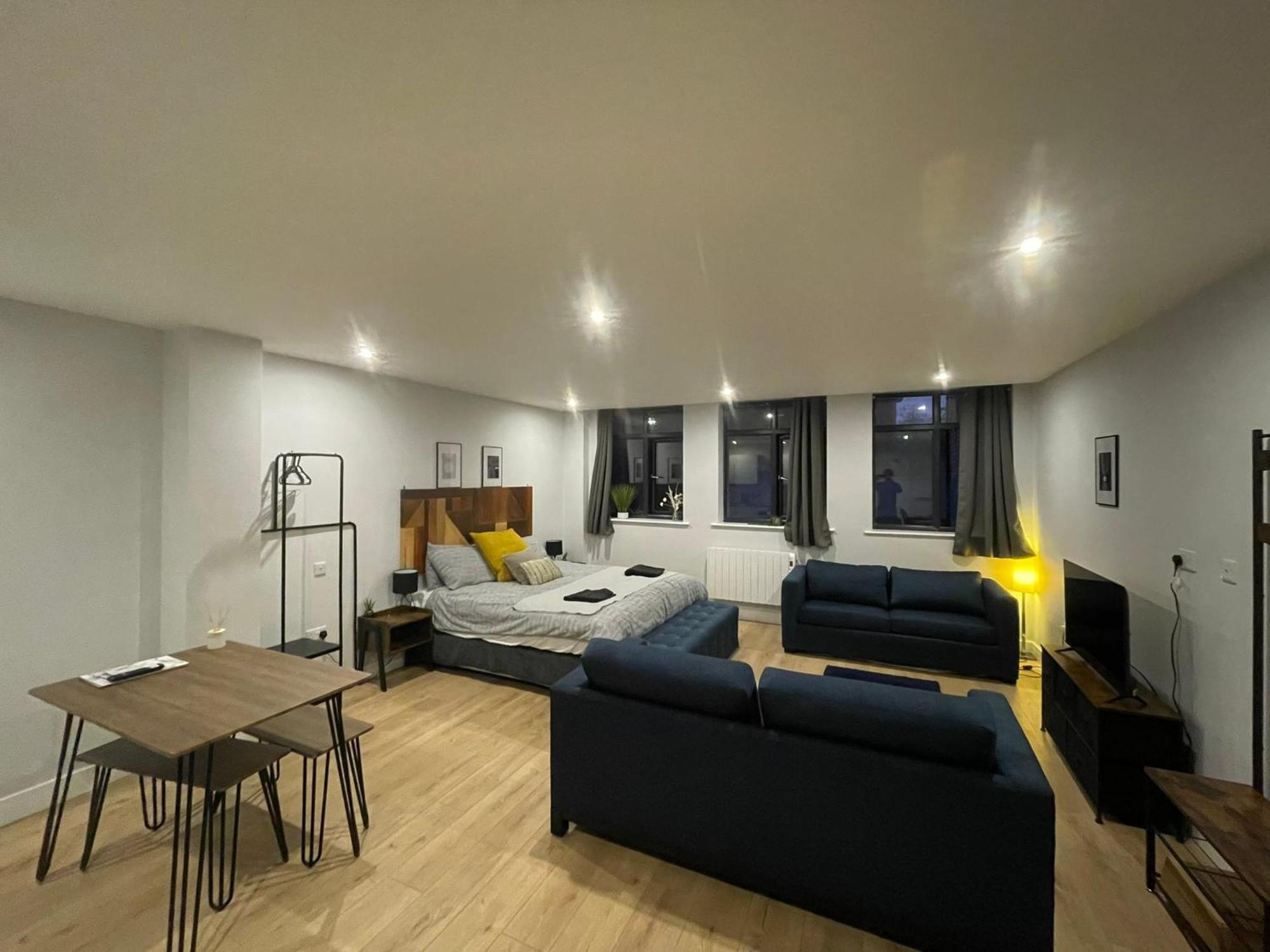 Market Haven Deluxe Town Centre With Netflix, Business & Leisure Travellers Apartment Northampton